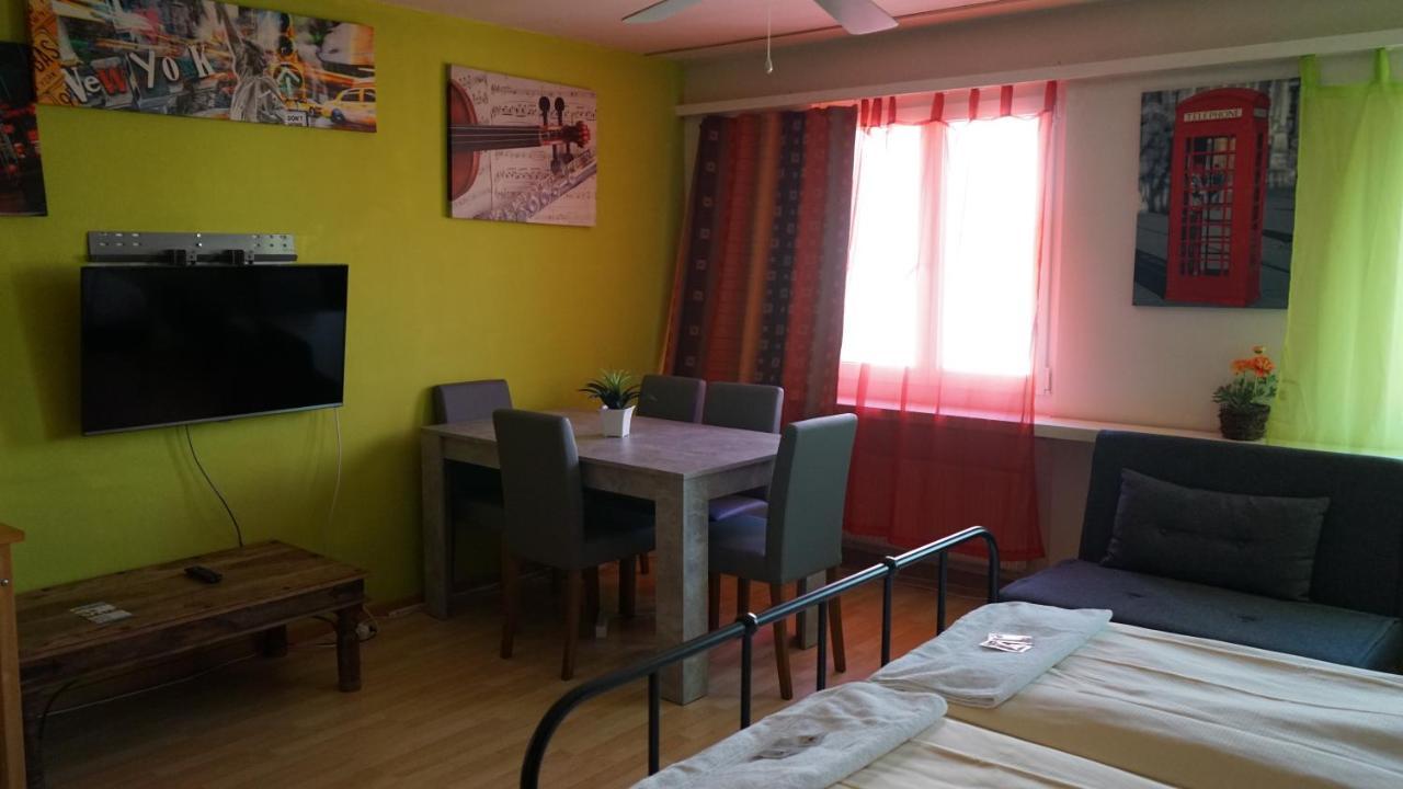 Hotel & Backpackers Zak Schaffhausen Ngoại thất bức ảnh