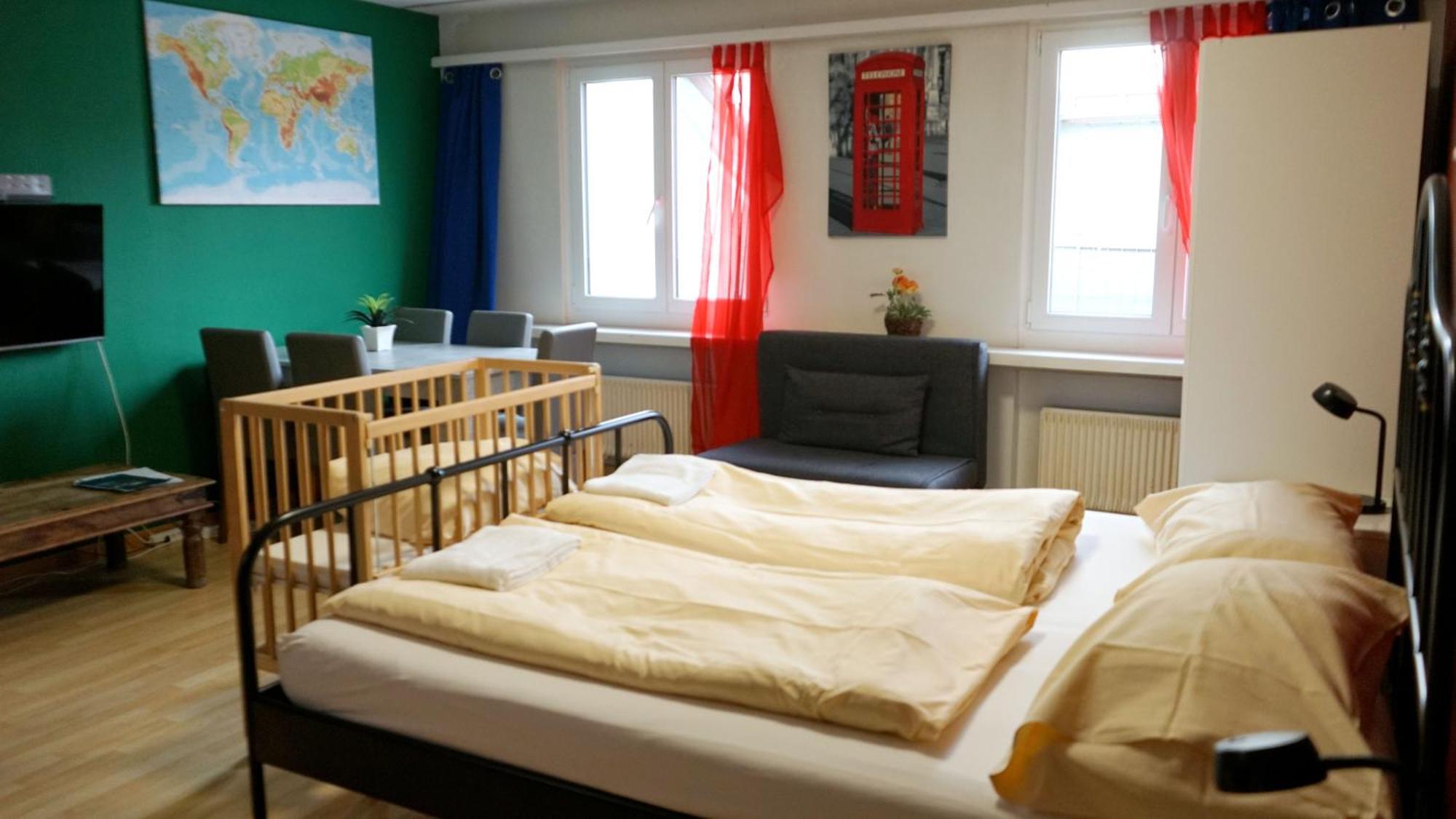 Hotel & Backpackers Zak Schaffhausen Ngoại thất bức ảnh