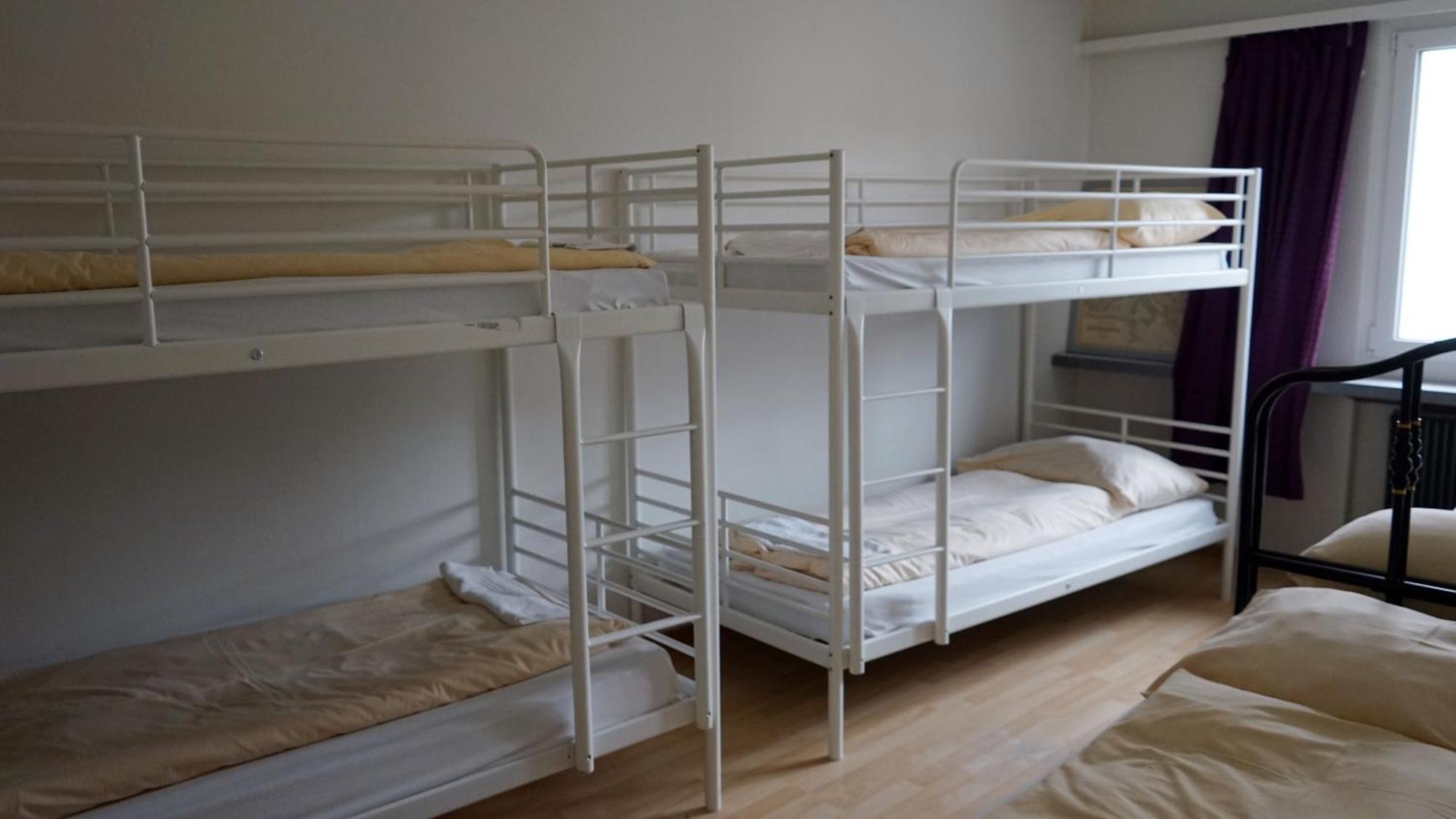 Hotel & Backpackers Zak Schaffhausen Ngoại thất bức ảnh
