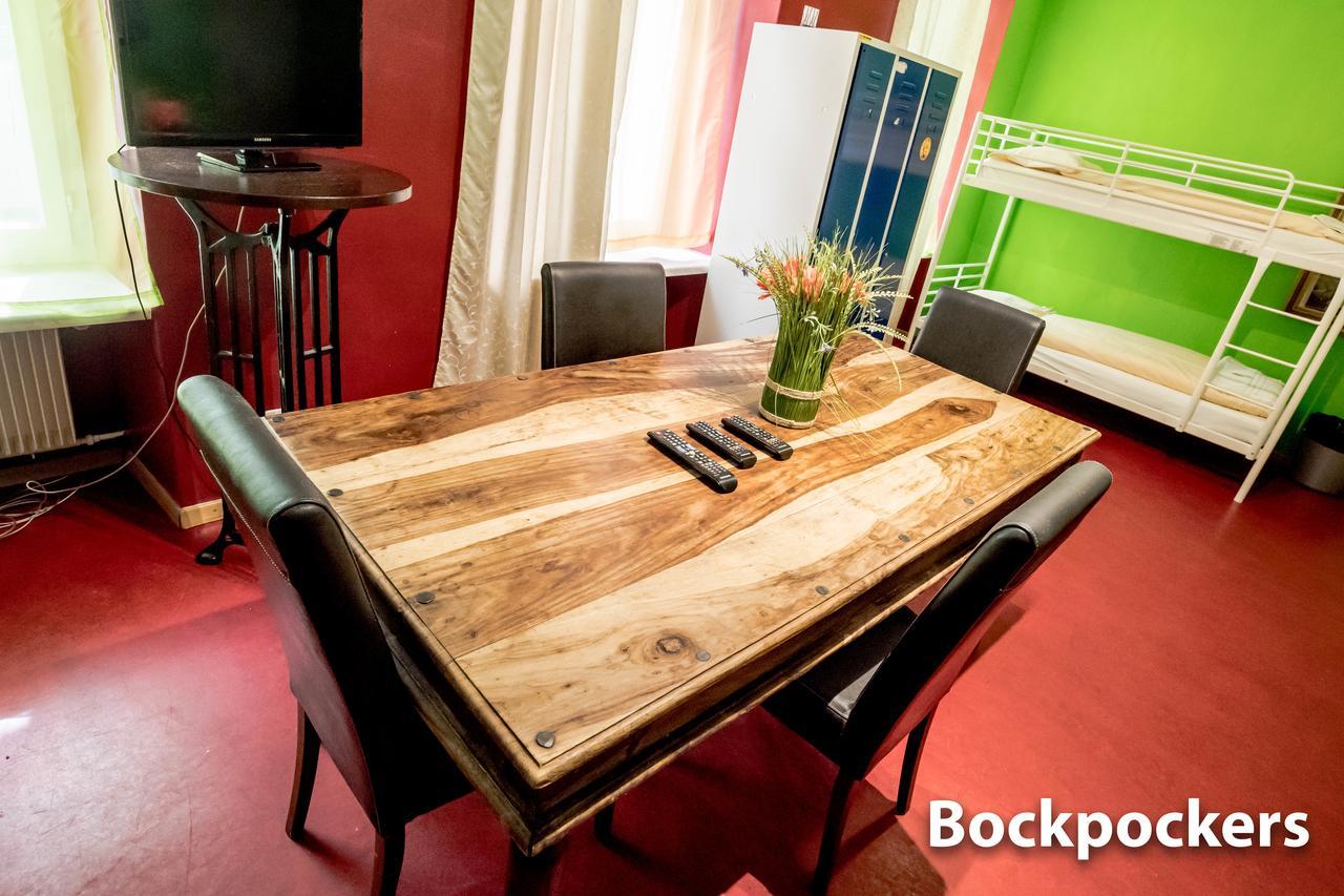 Hotel & Backpackers Zak Schaffhausen Ngoại thất bức ảnh
