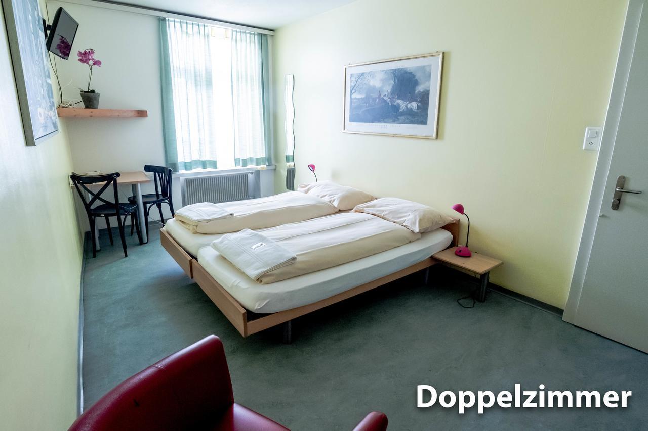 Hotel & Backpackers Zak Schaffhausen Ngoại thất bức ảnh